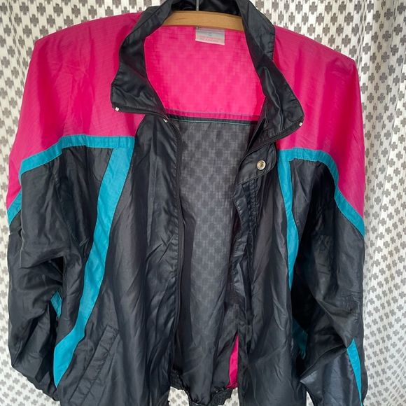 Vintage 1990s Women’s Lady Footlocker Aunt Viv Windbreaker - Picture 4 of 6